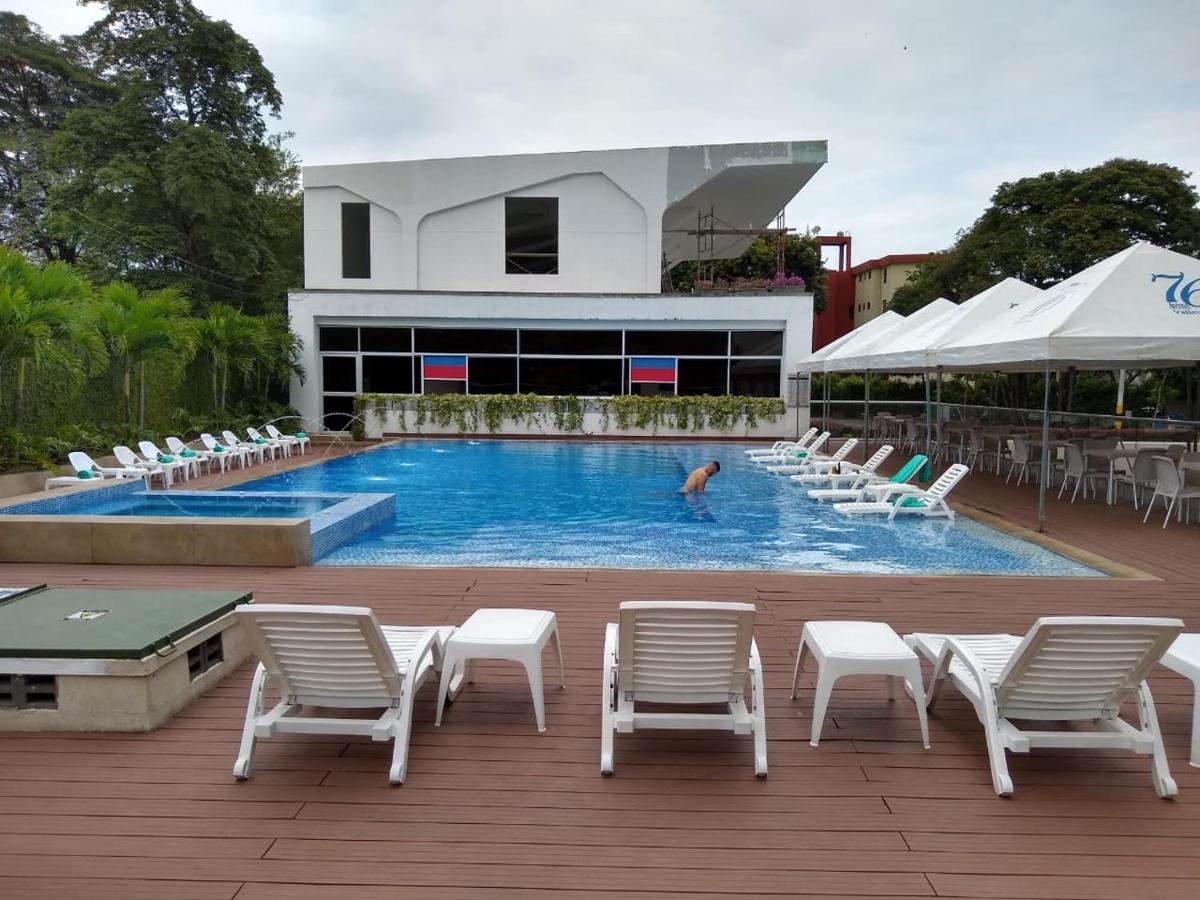 Hotel Blue 66 Cali Luaran gambar